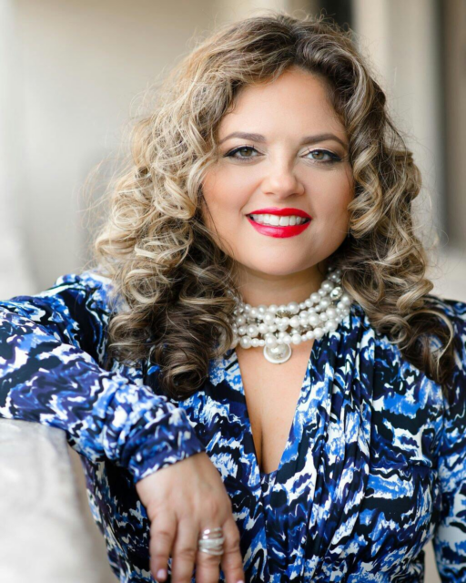 315: Leslie Excell: From Workroom to Vision Magazine: How to Build a Window Treatment Business Interior Designers Can Rely On